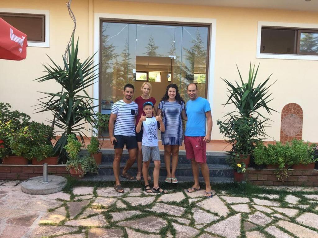 Hotel Vila Danedi Ksamil Bagian luar foto