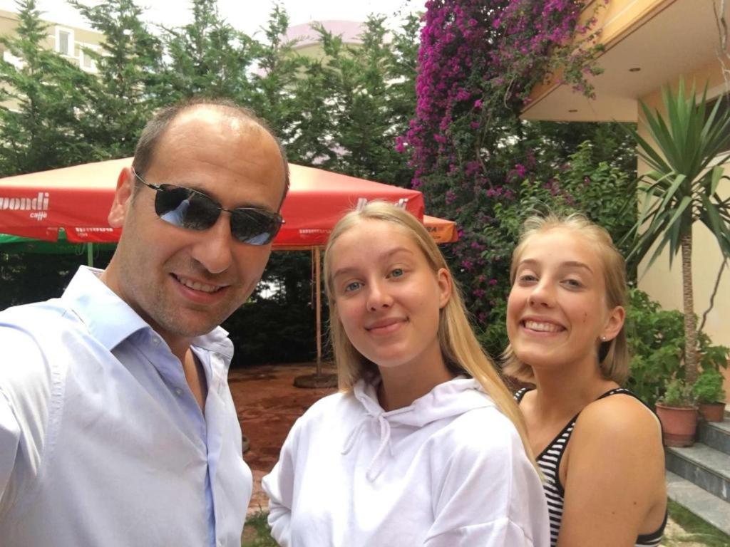 Hotel Vila Danedi Ksamil Bagian luar foto