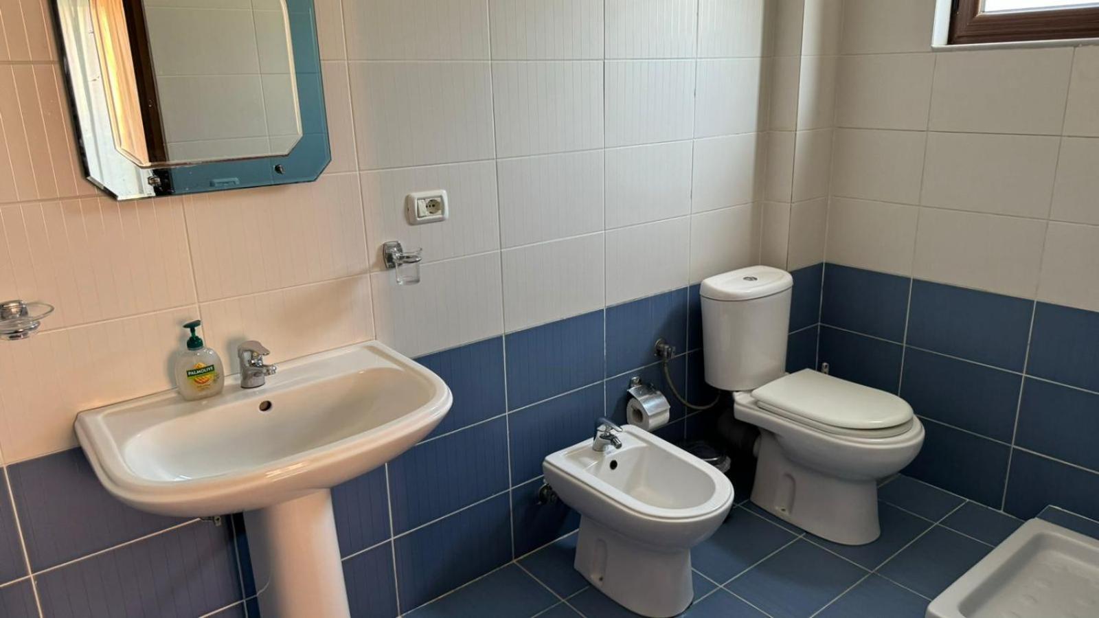 Hotel Vila Danedi Ksamil Bagian luar foto